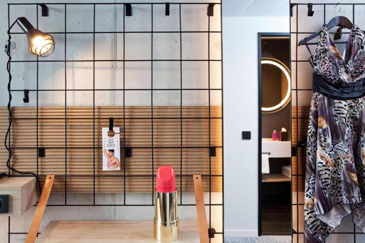 Hotel Moxy 3*